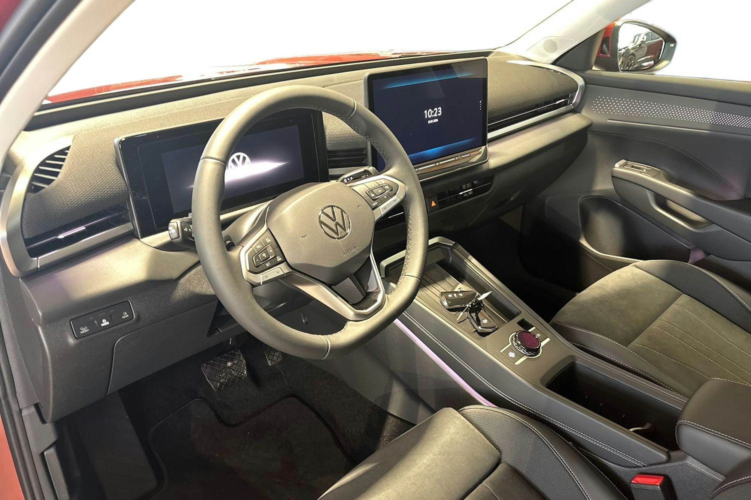 punainen Volkswagen T-Roc 2026 kuva 6.