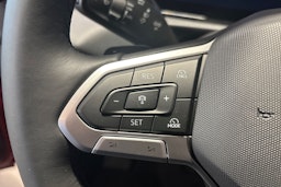 punainen Volkswagen T-Roc 2026 kuva 11.