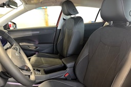 punainen Volkswagen T-Roc 2026 kuva 25.