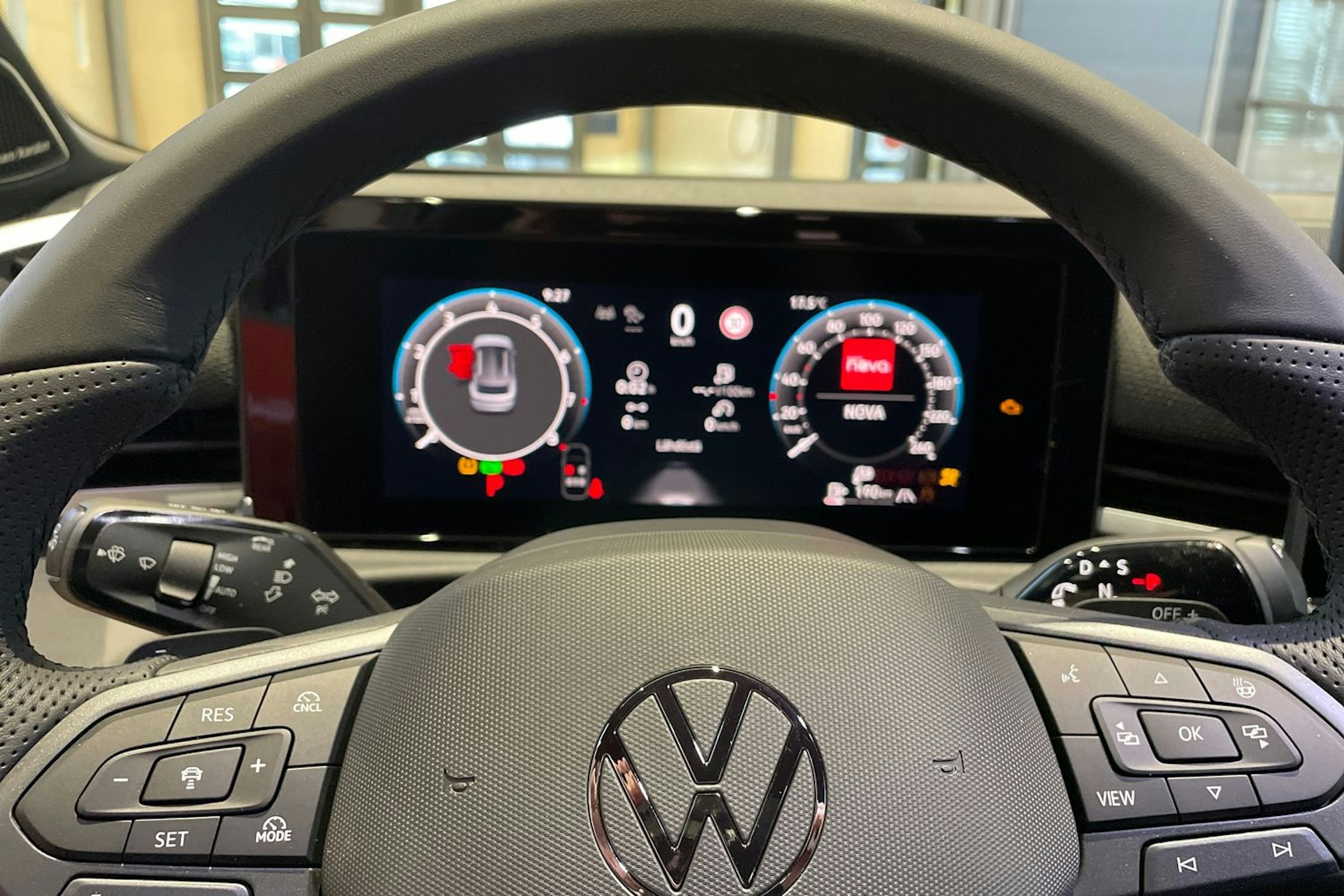 met. punainen Volkswagen T-Roc 2026 kuva 12.