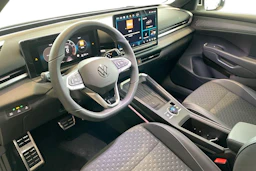 valkoinen Volkswagen T-Roc 2025 kuva 6.