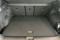 valkoinen Volkswagen T-Roc 2025 kuva 11.