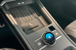 valkoinen Volkswagen T-Roc 2025 kuva 19.