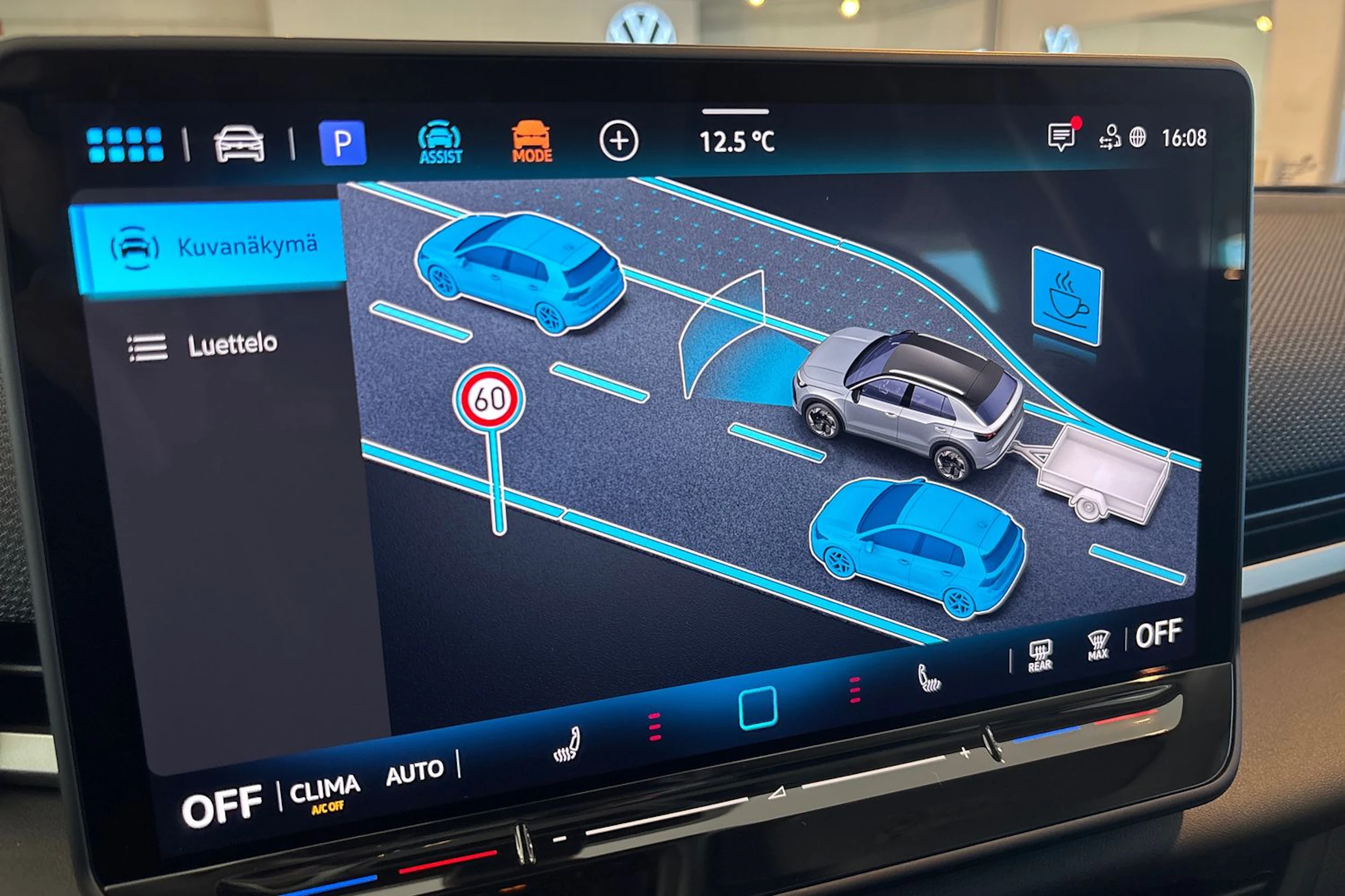 sininen Volkswagen T-Roc 2026 kuva 17.