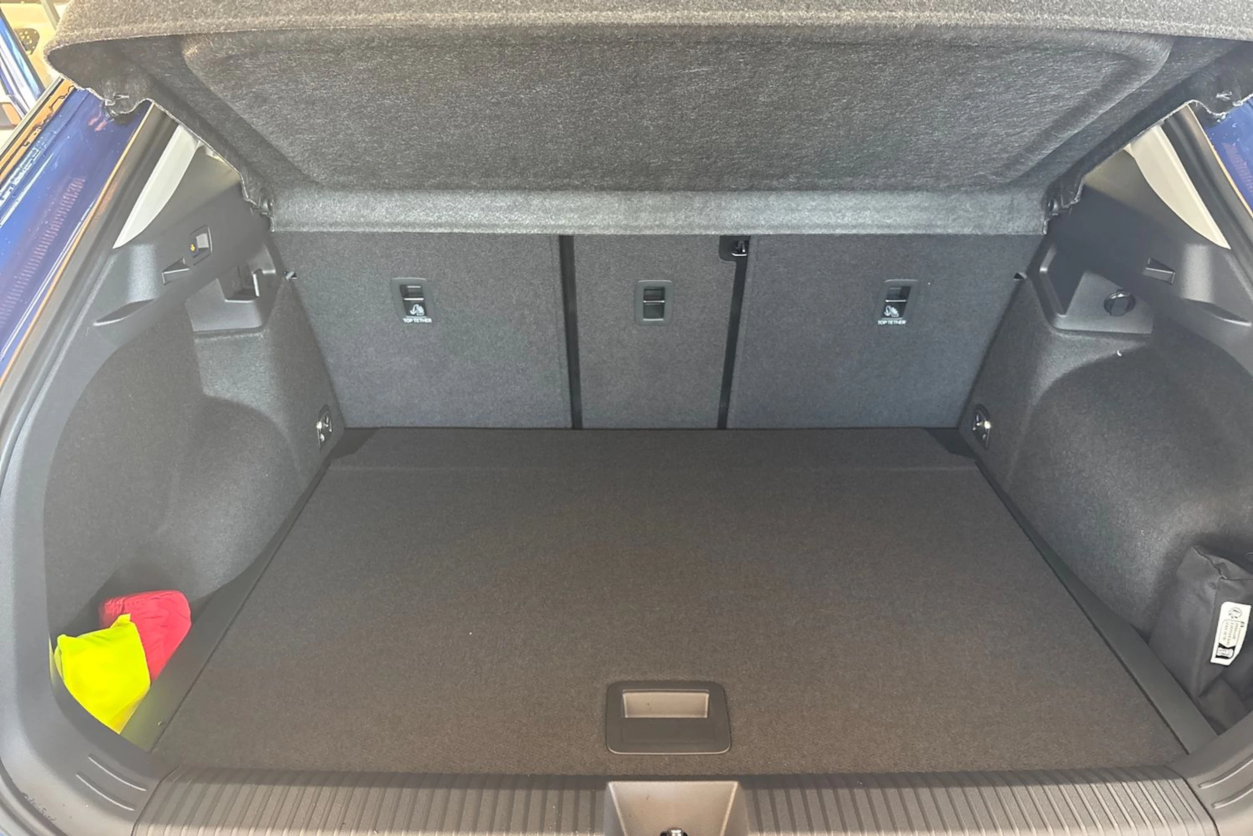sininen Volkswagen T-Roc 2026 kuva 24.