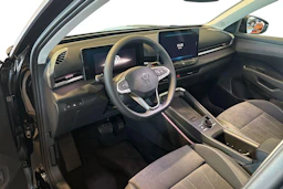 musta Volkswagen T-Roc 2026 kuva 6.