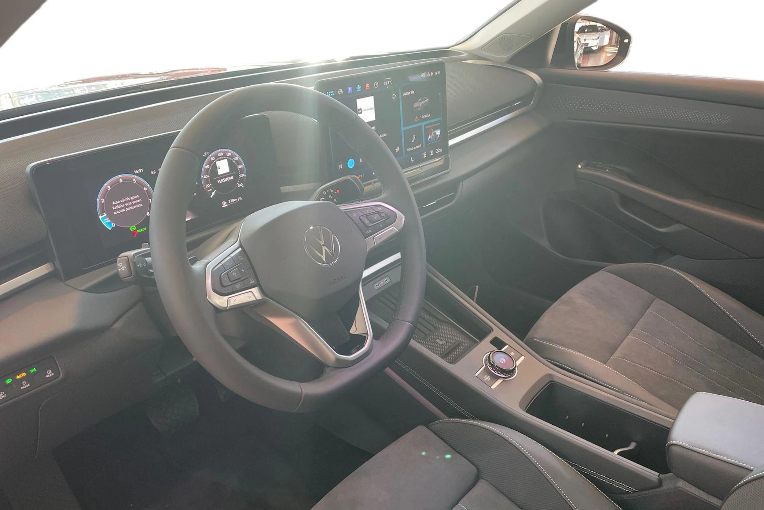 harmaa Volkswagen T-Roc 2026 kuva 6.