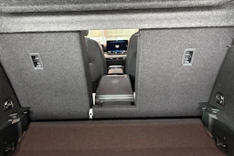 musta Volkswagen T-Roc 2026 kuva 14.
