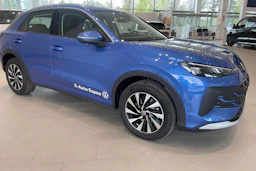 sininen Volkswagen T-Roc 2026 kuva 14.