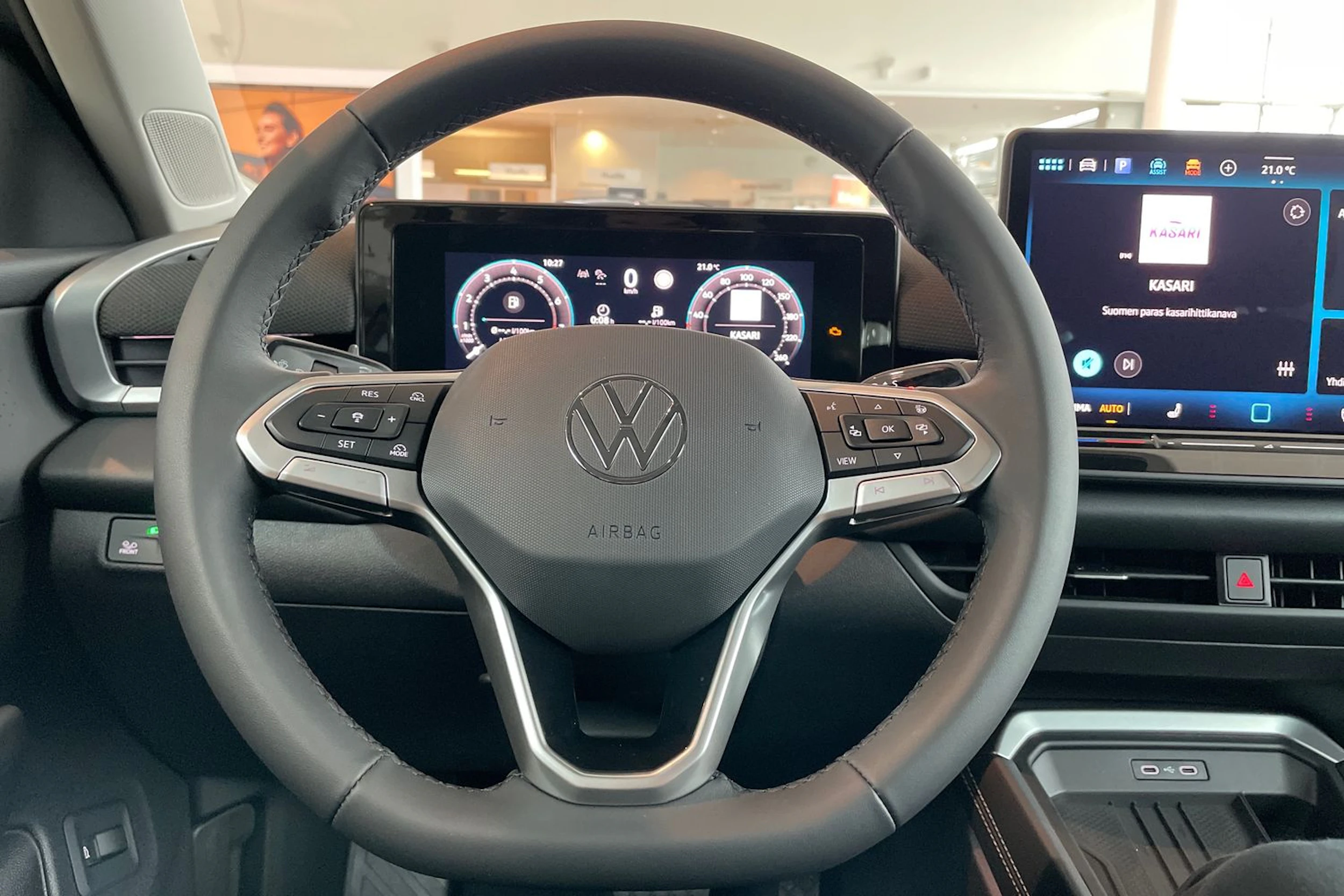 harmaa Volkswagen T-Roc 2026 kuva 15.
