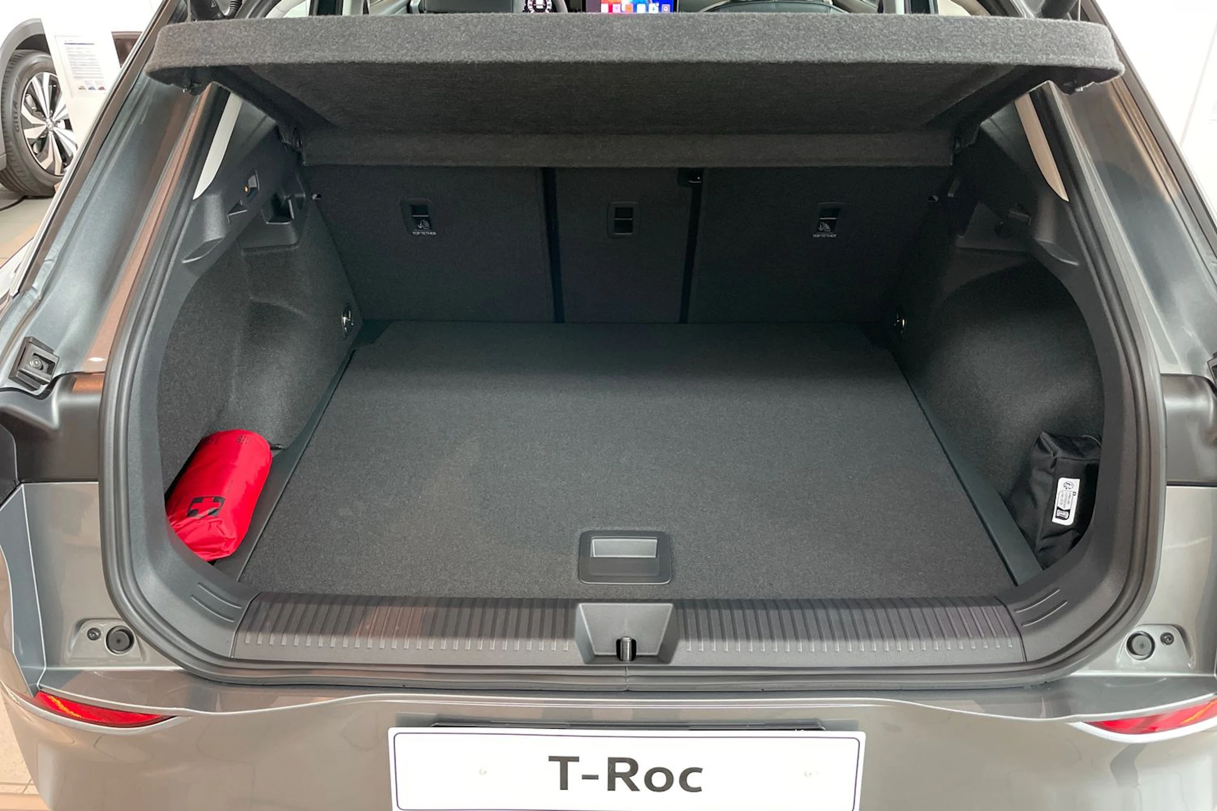 harmaa Volkswagen T-Roc 2026 kuva 32.