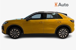 keltainen Volkswagen T-Roc 2026 kuva 5.