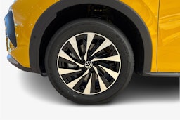 keltainen Volkswagen T-Roc 2026 kuva 9.