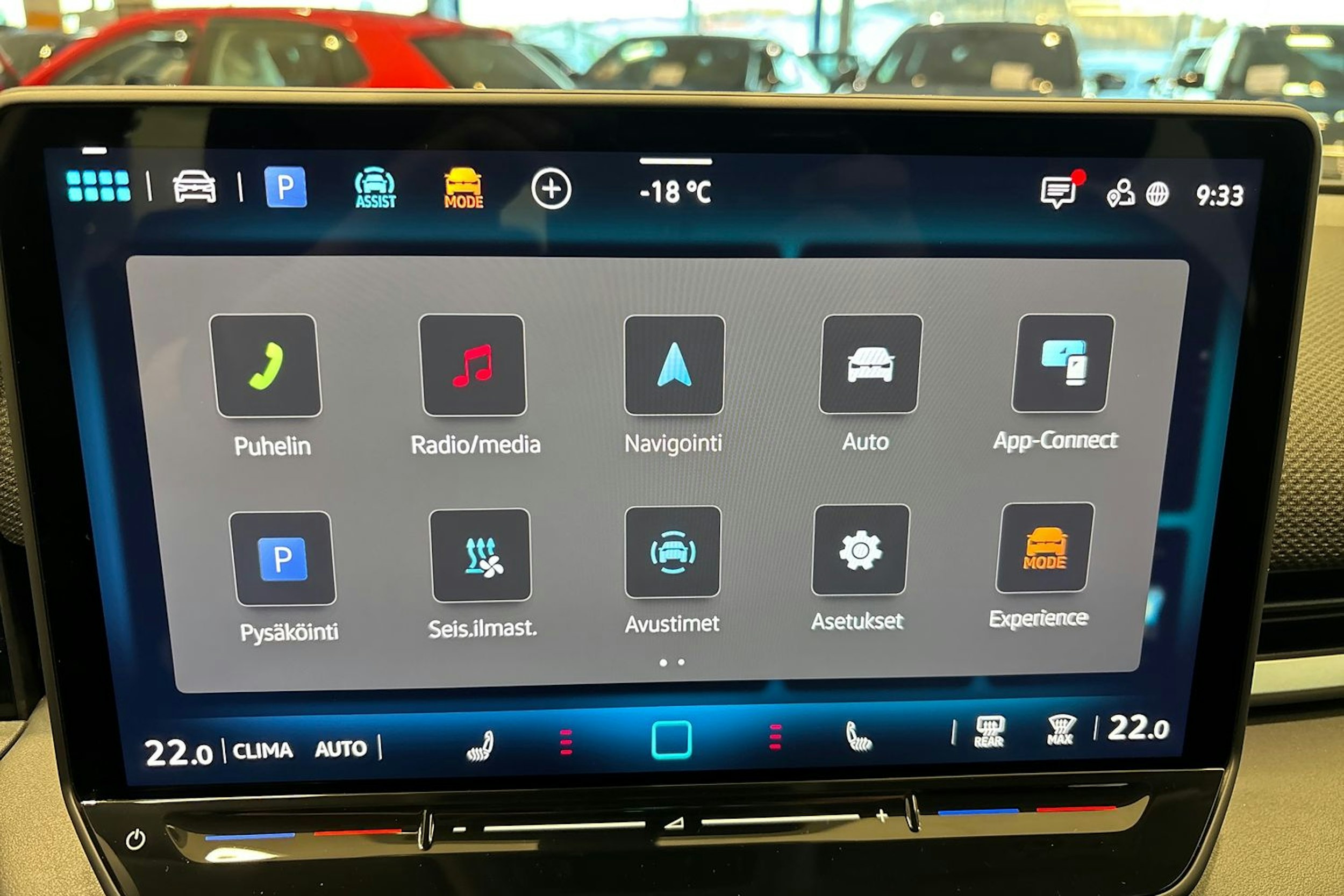 keltainen Volkswagen T-Roc 2026 kuva 13.