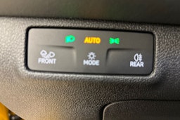 keltainen Volkswagen T-Roc 2026 kuva 26.