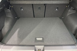 keltainen Volkswagen T-Roc 2026 kuva 29.