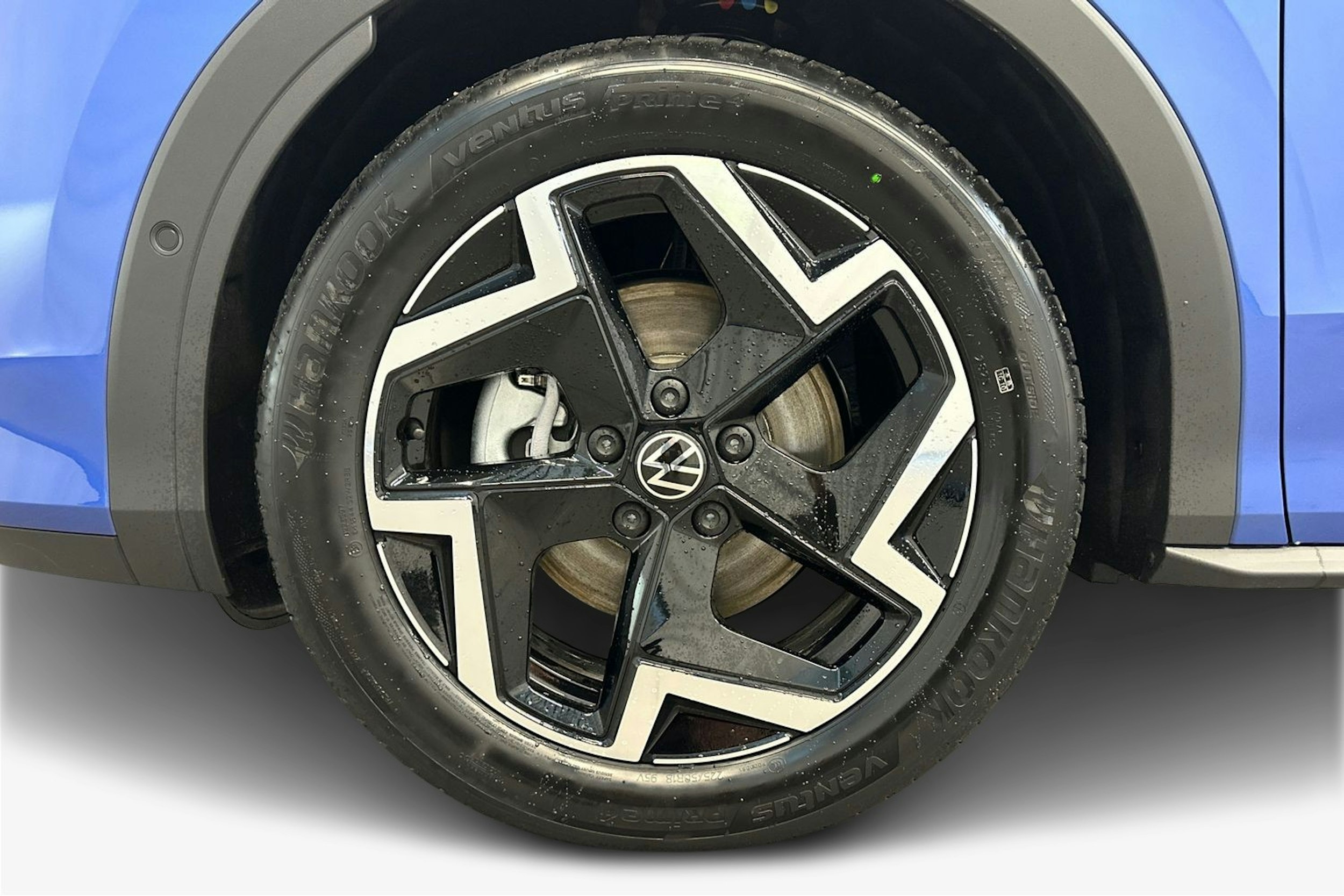 sininen Volkswagen T-Roc 2026 kuva 9.