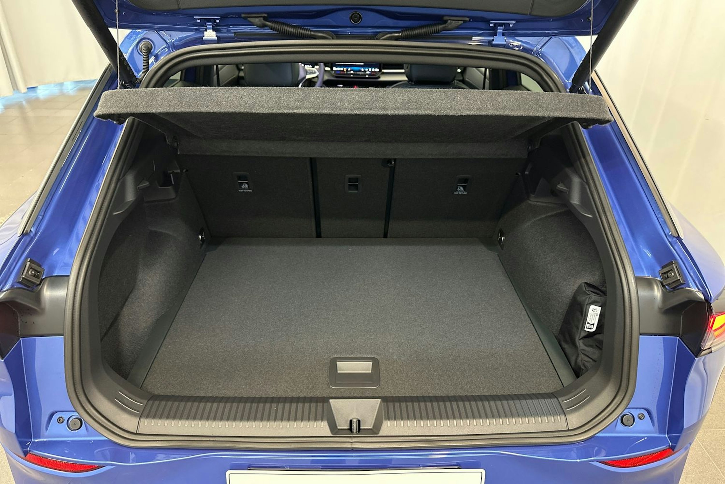 sininen Volkswagen T-Roc 2026 kuva 11.