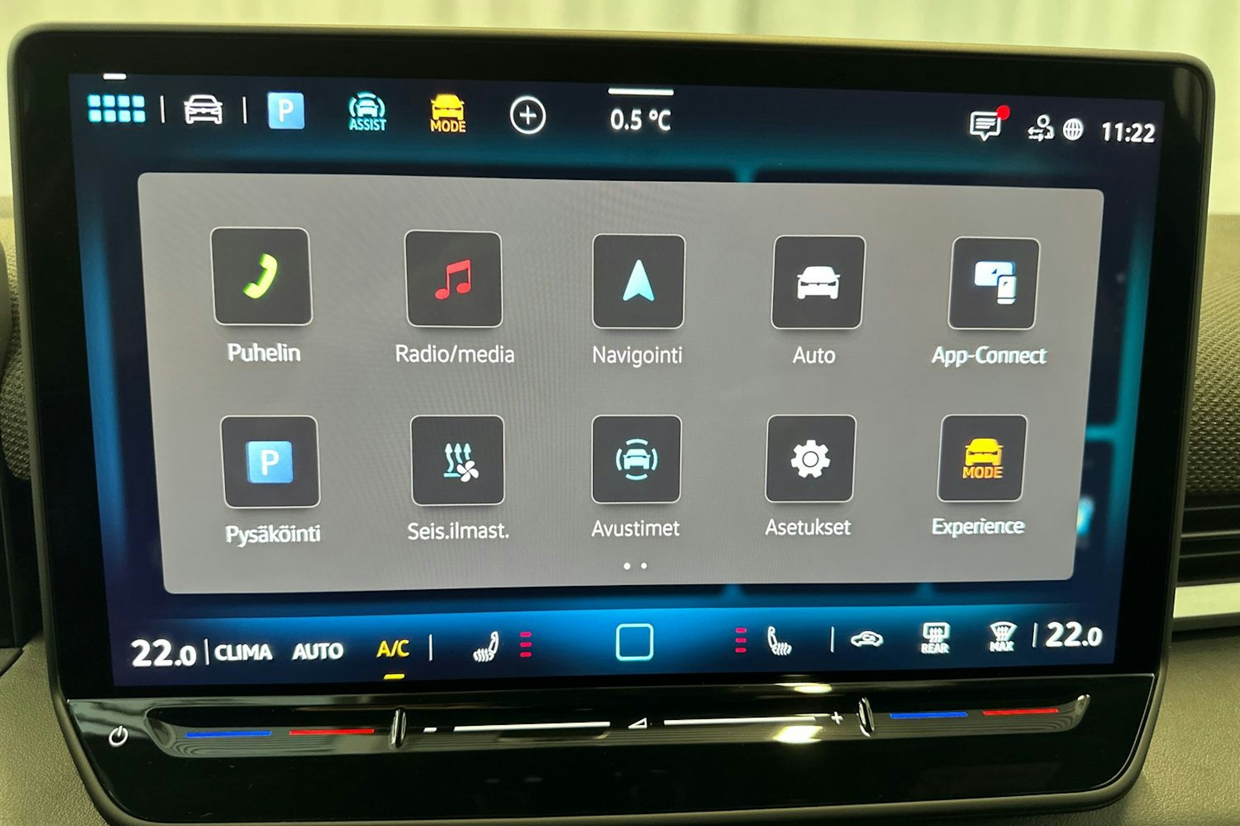 sininen Volkswagen T-Roc 2026 kuva 22.