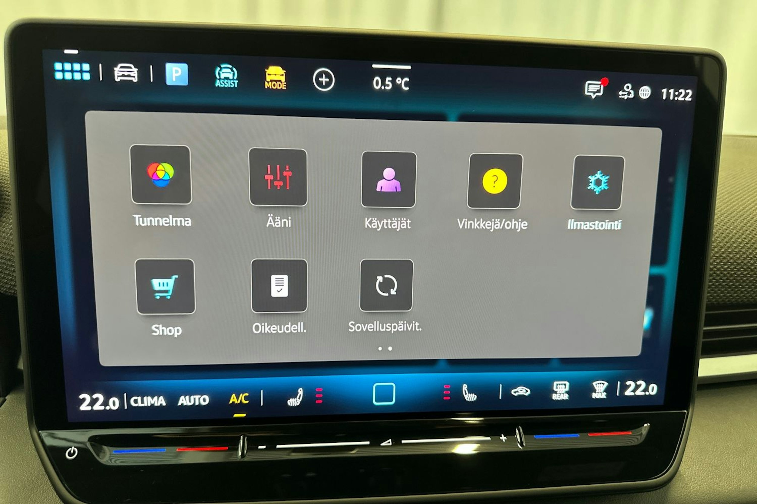 sininen Volkswagen T-Roc 2026 kuva 23.