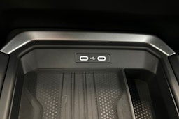 sininen Volkswagen T-Roc 2026 kuva 24.