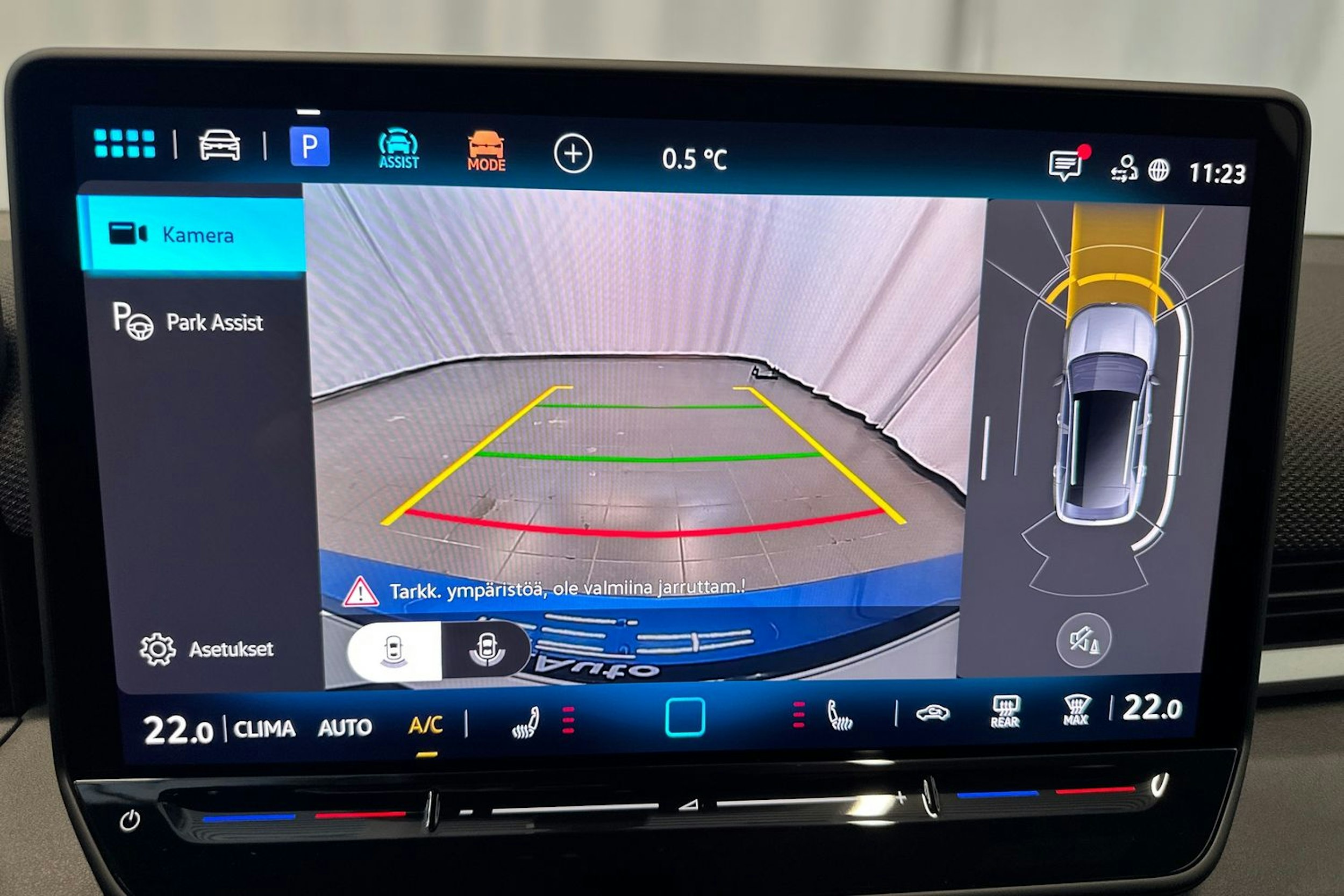 sininen Volkswagen T-Roc 2026 kuva 28.