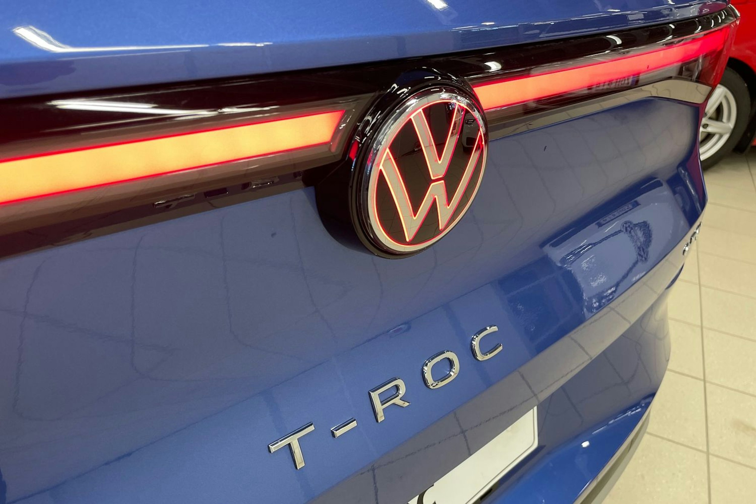 sininen Volkswagen T-Roc 2026 kuva 15.