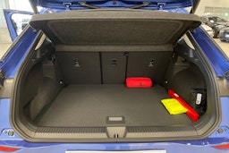 sininen Volkswagen T-Roc 2026 kuva 16.