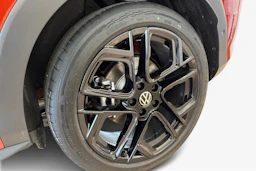 punainen Volkswagen T-Roc 2026 kuva 9.