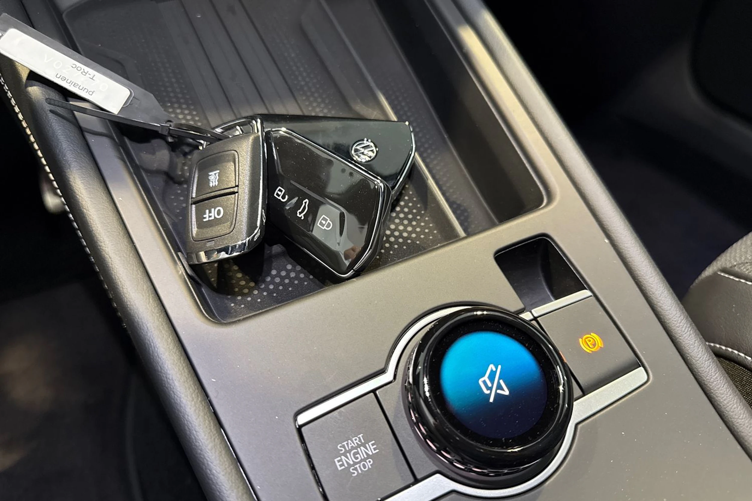 punainen Volkswagen T-Roc 2026 kuva 15.