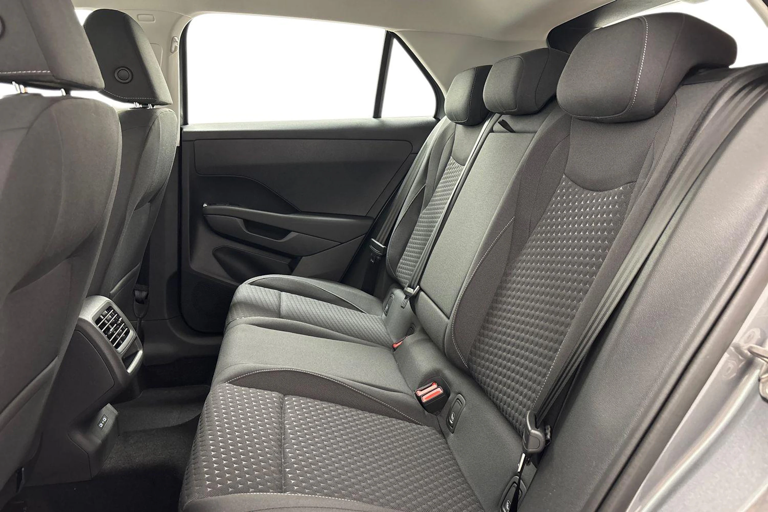 met. harmaa Volkswagen T-Roc 2026 kuva 8.
