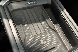 harmaa Volkswagen T-Roc 2026 kuva 34.