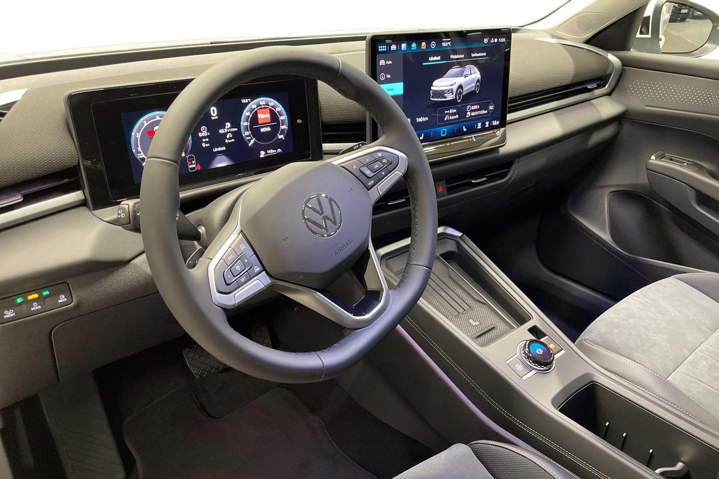 valkoinen Volkswagen T-Roc 2026 kuva 6.