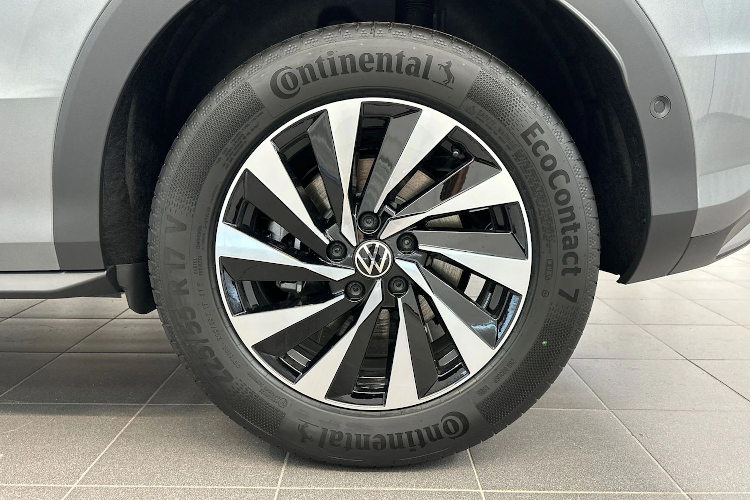 harmaa Volkswagen T-Roc 2026 kuva 10.