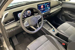 harmaa Volkswagen T-Roc 2026 kuva 6.