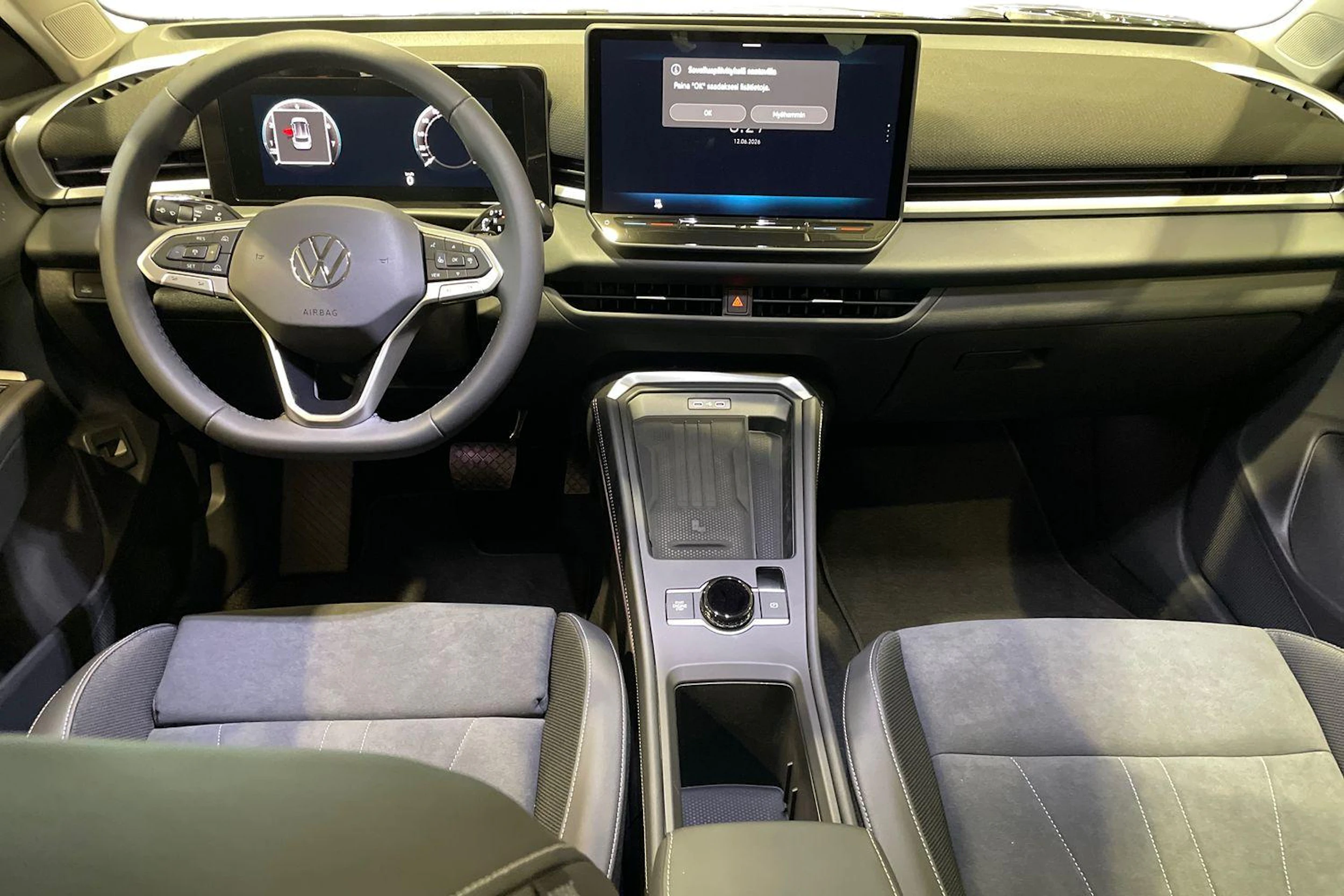 harmaa Volkswagen T-Roc 2026 kuva 7.