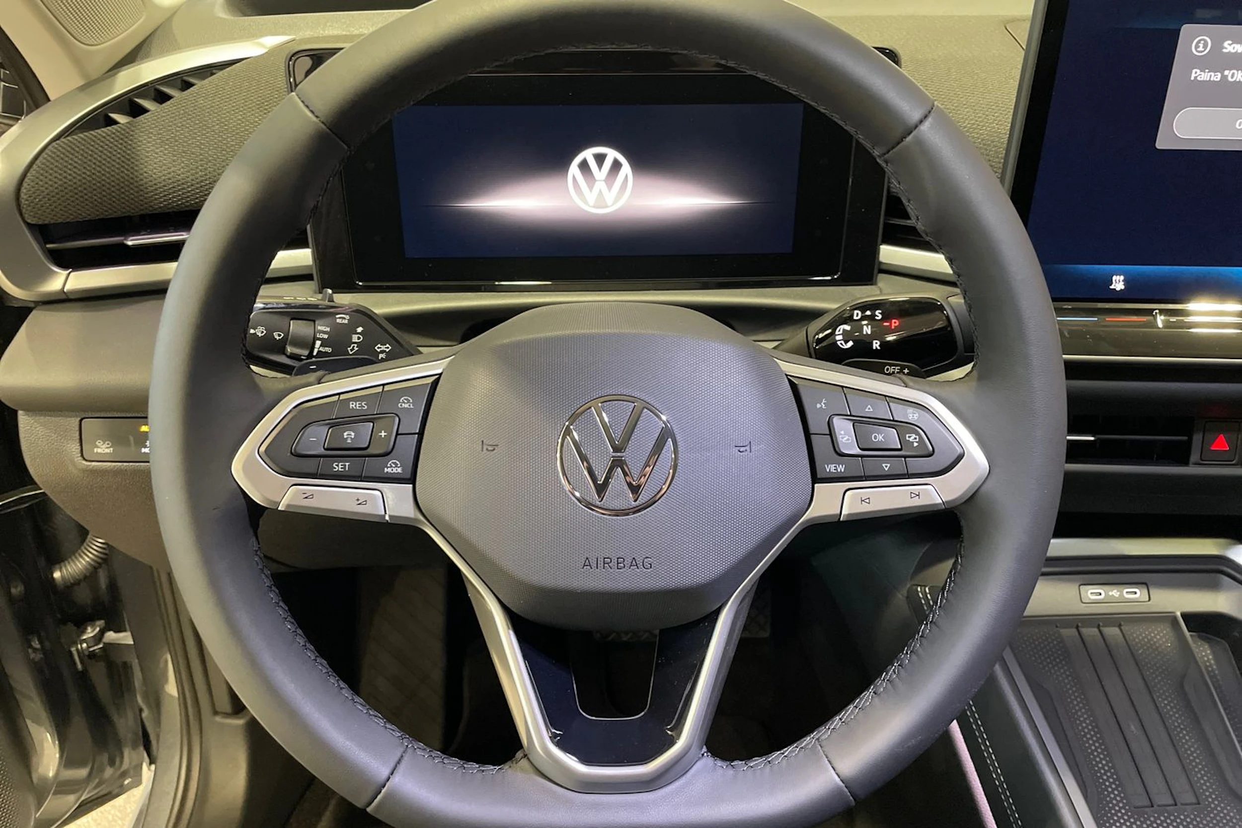 harmaa Volkswagen T-Roc 2026 kuva 14.