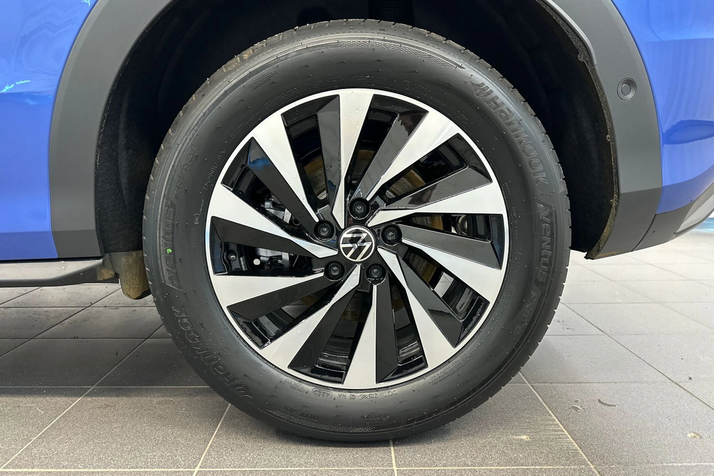 sininen Volkswagen T-Roc 2026 kuva 10.