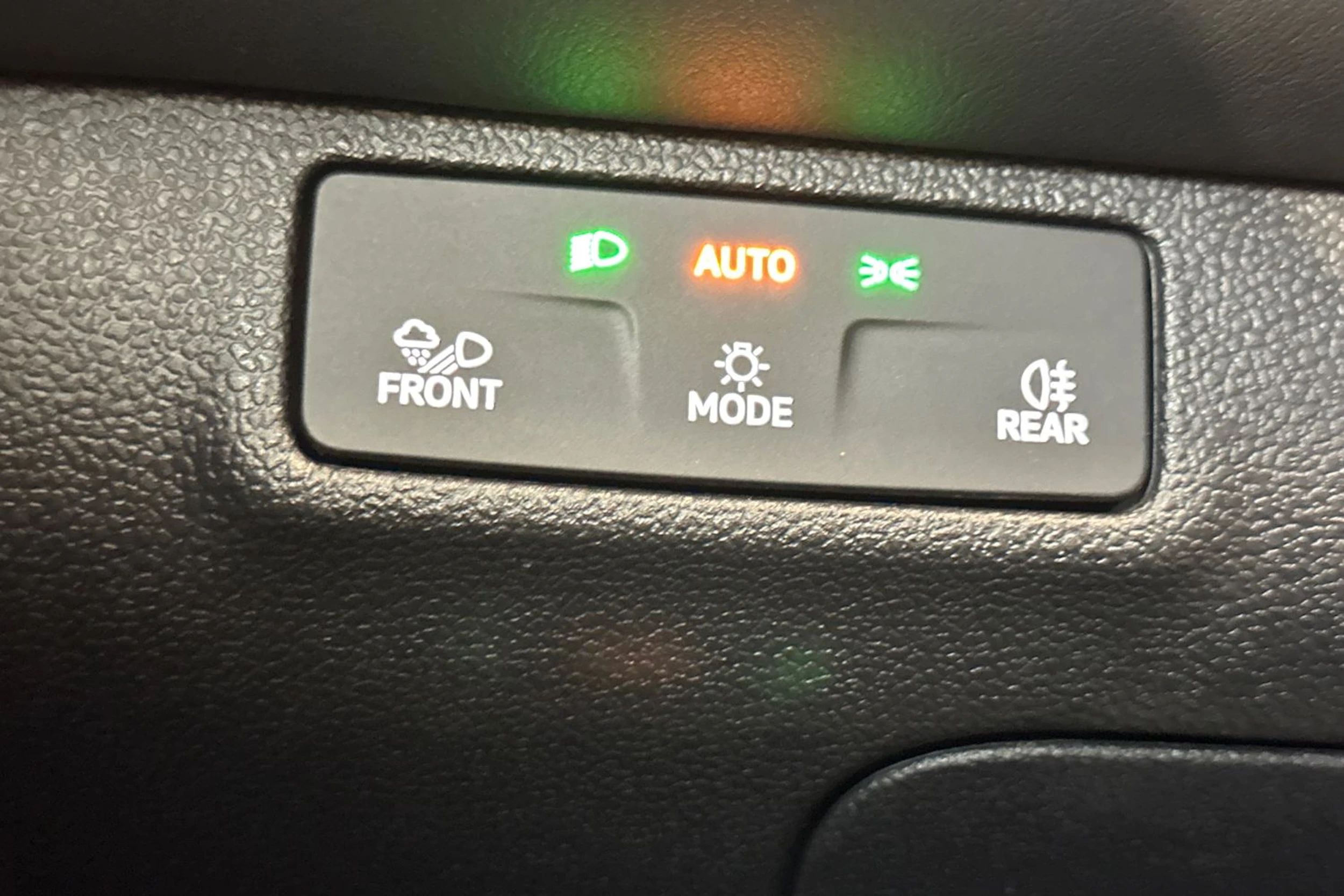 sininen Volkswagen T-Roc 2026 kuva 17.