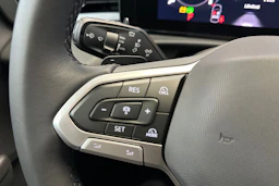 sininen Volkswagen T-Roc 2026 kuva 18.