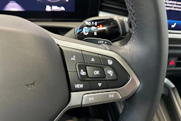 sininen Volkswagen T-Roc 2026 kuva 19.