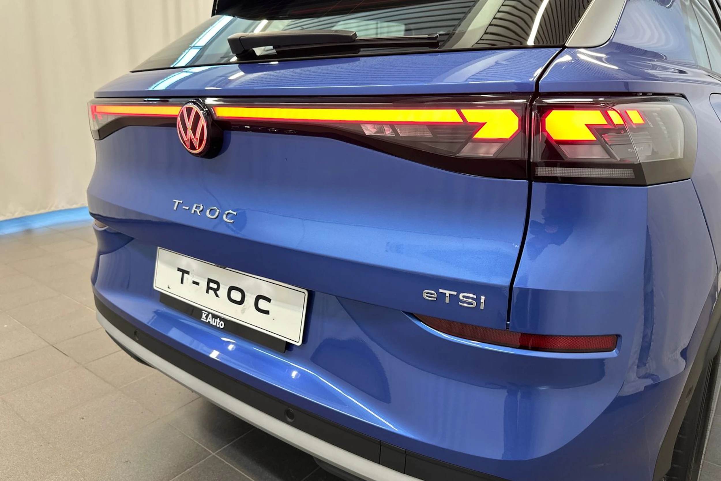 sininen Volkswagen T-Roc 2026 kuva 30.