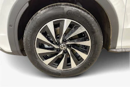 valkoinen Volkswagen T-Roc 2026 kuva 9.