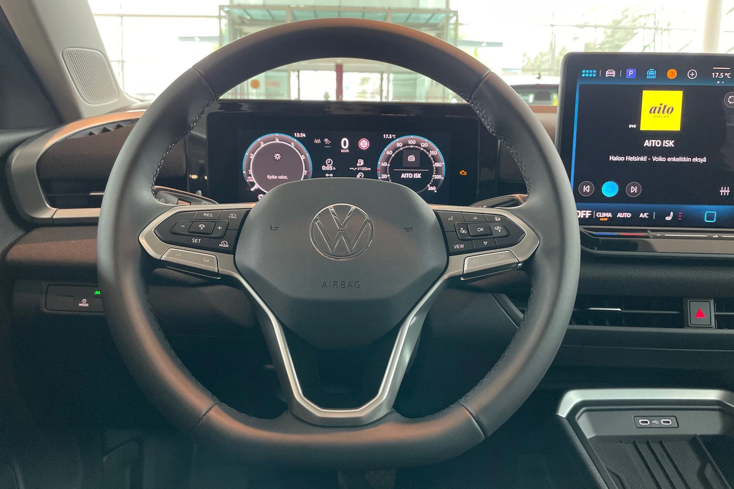 sininen Volkswagen T-Roc 2026 kuva 14.