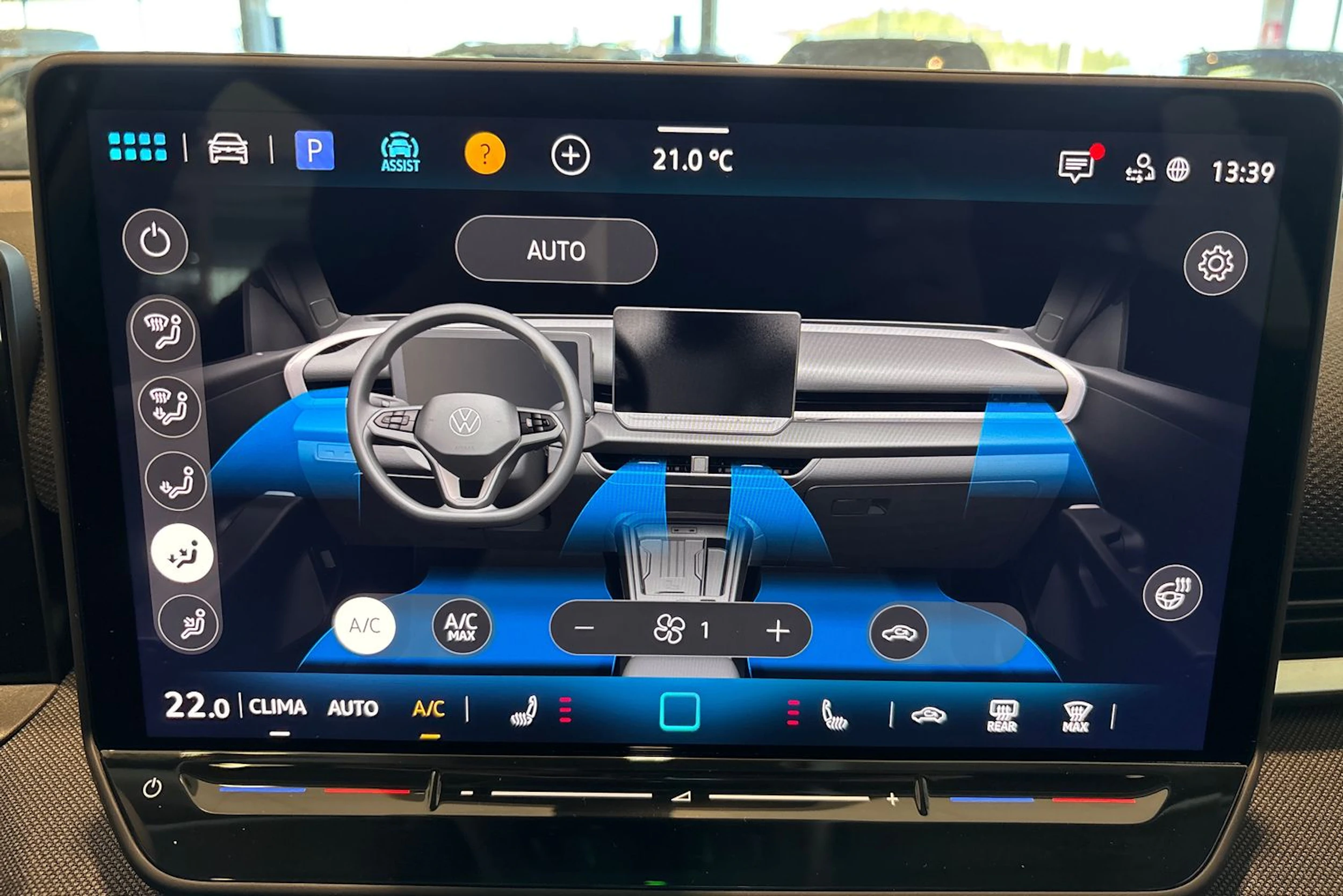 valkoinen Volkswagen T-Roc 2026 kuva 18.