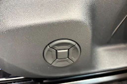 valkoinen Volkswagen T-Roc 2026 kuva 25.