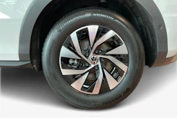 valkoinen Volkswagen T-Roc 2026 kuva 9.