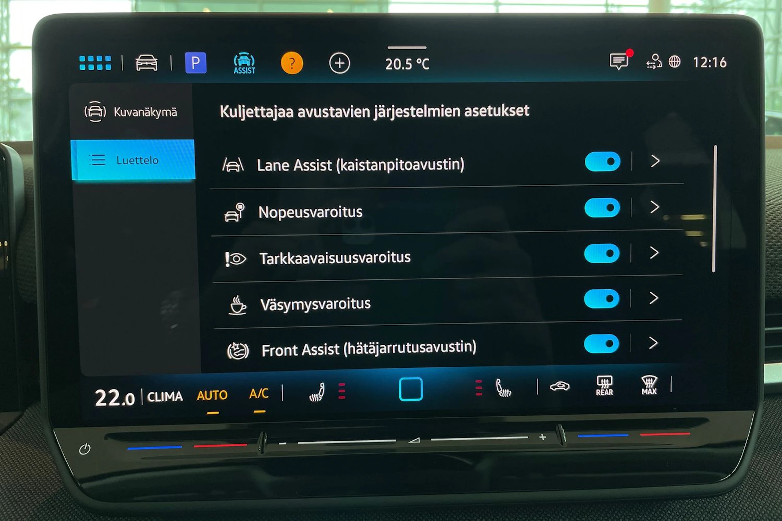 valkoinen Volkswagen T-Roc 2026 kuva 23.