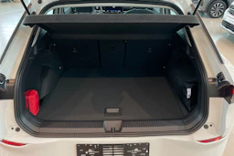 valkoinen Volkswagen T-Roc 2026 kuva 28.