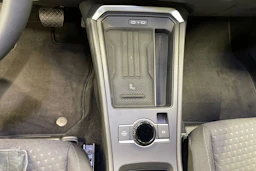 sininen Volkswagen T-Roc 2026 kuva 15.